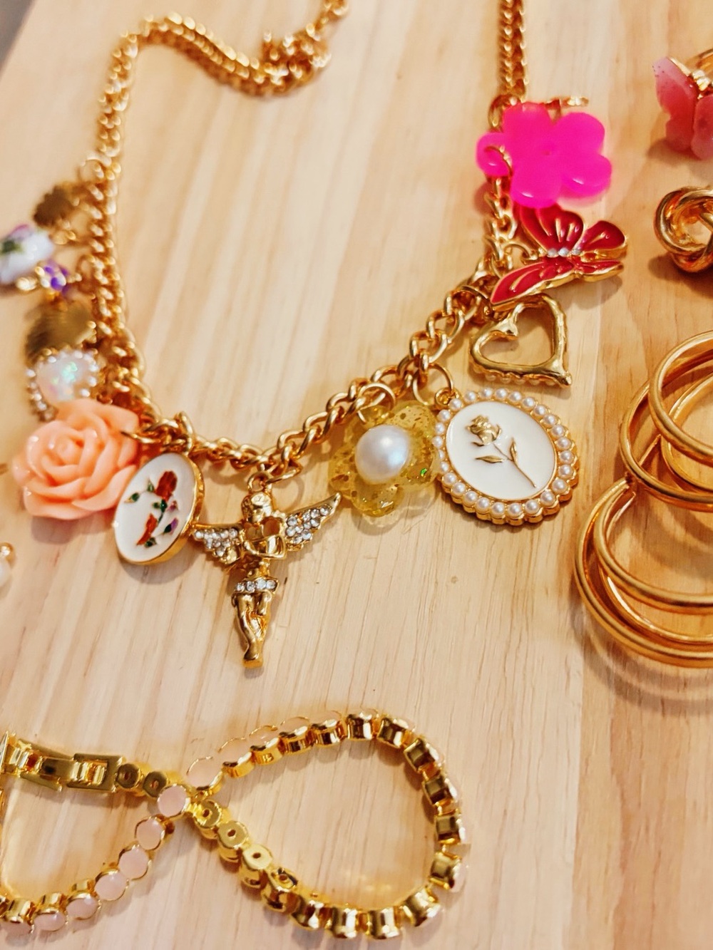 Charm necklace bundle - Picture 4 of 9